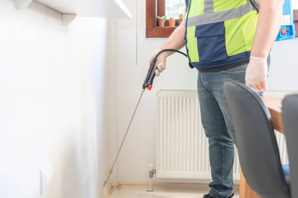 Best Commercial Pest Control Services  in Elk Mound, WI